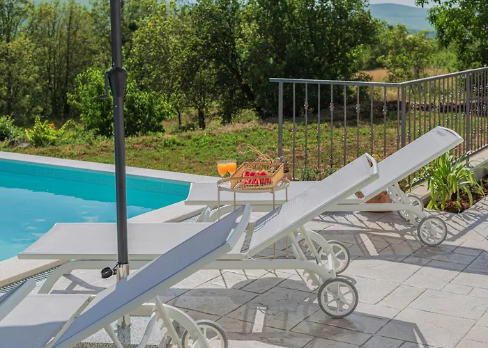 Saint Anthony - Heated Pool