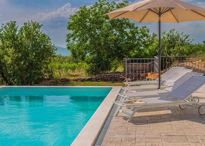 Saint Anthony - Heated Pool